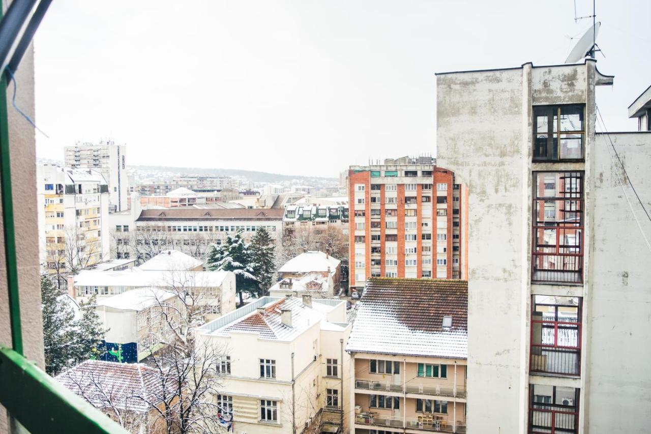 Aparment Theatre Apartment Nis Exterior photo